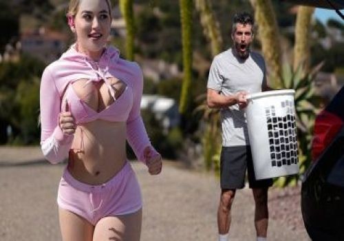 Em gái xinh Chịch anh hàng xóm khi điều trị đâu chân cực phê và thú vị